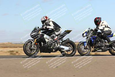 media/Nov-03-2024-TrackDaz (Sun) [[44580f4982]]/B Group/1220pm (Wheelie Bump)/